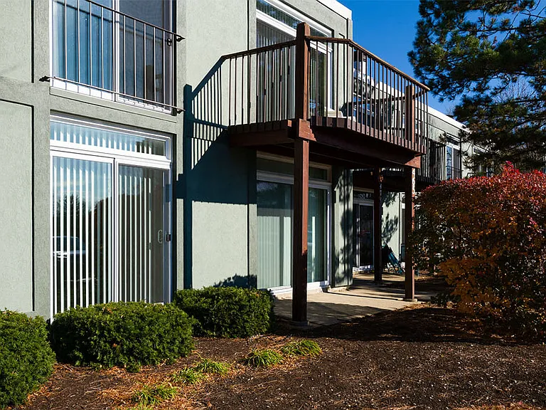 Foxboro Apartments — Photo 36