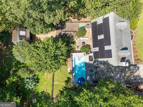 55 Creek View Dr, Hoschton, GA 30548