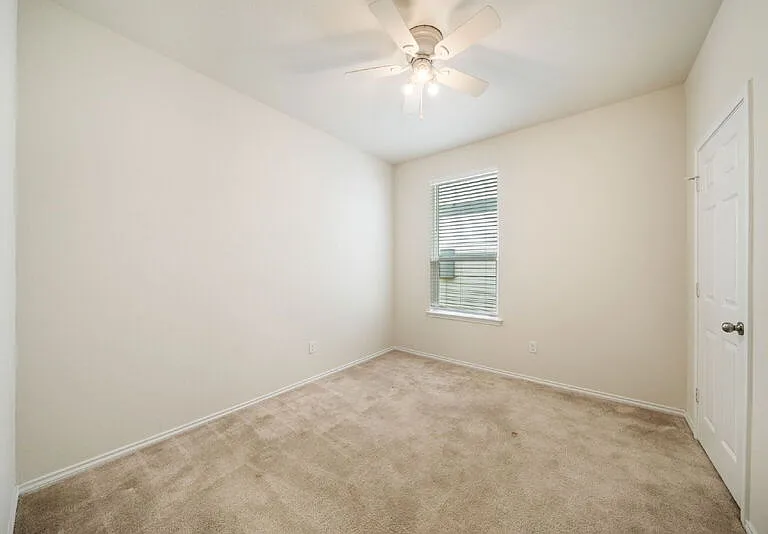 27627 Sienna Crk — Photo 23