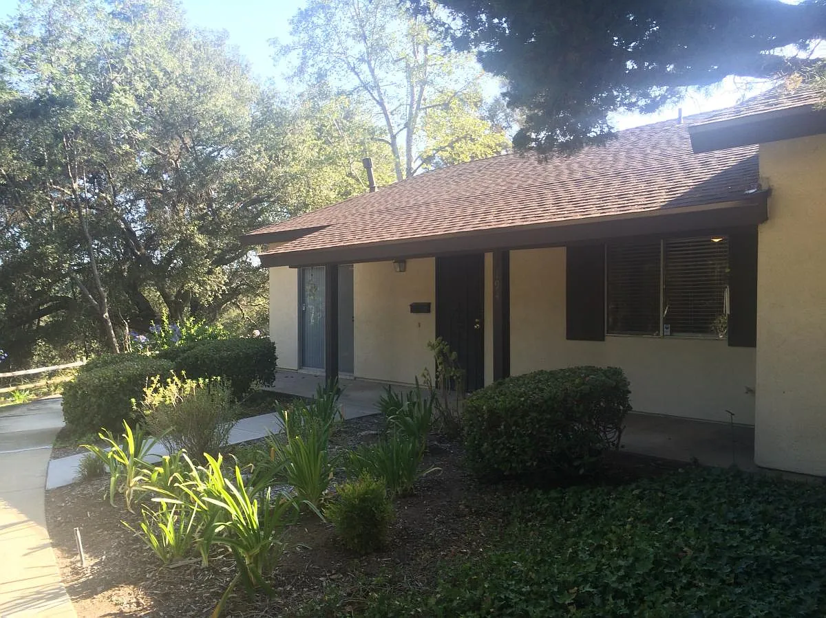 W Via Vaquero, San Dimas — Photo 1