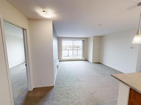 4th image of 9120 S 96th Ave #423