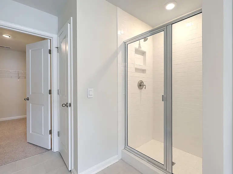 135 Brant Dr — Photo 12