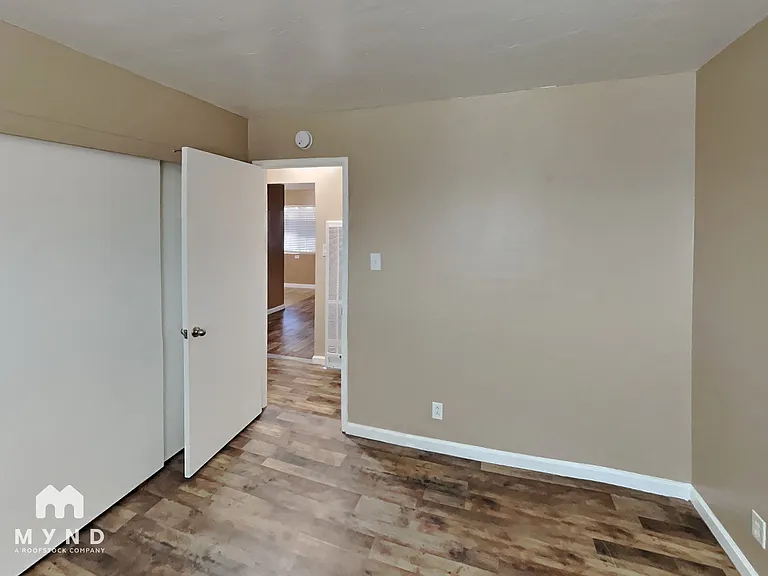 5424 Saint Mark Ave #28 — Photo 7