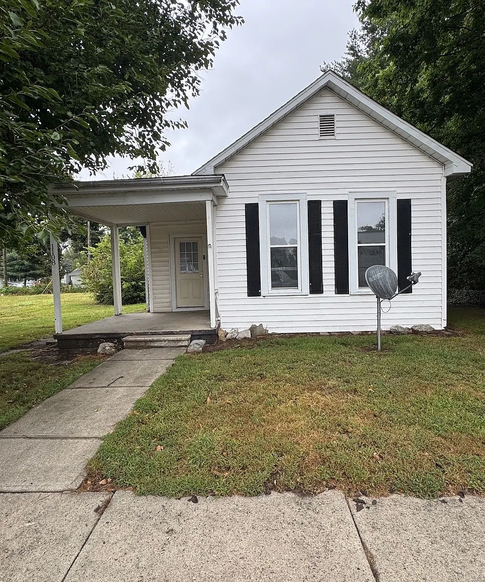 1108 Buntin St — Photo 1