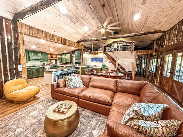 176 E Lakeview Acres Rd, Camdenton, MO 65020