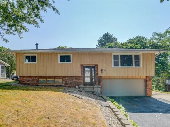 94 Strangeway Ave, Lodi, WI 53555