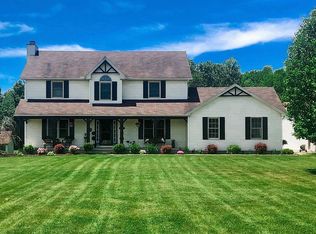 21068 Whitehead Rd, Wellington, OH 44090