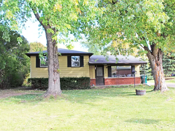 654 W Idlewild Ct, Green Bay, WI 54303