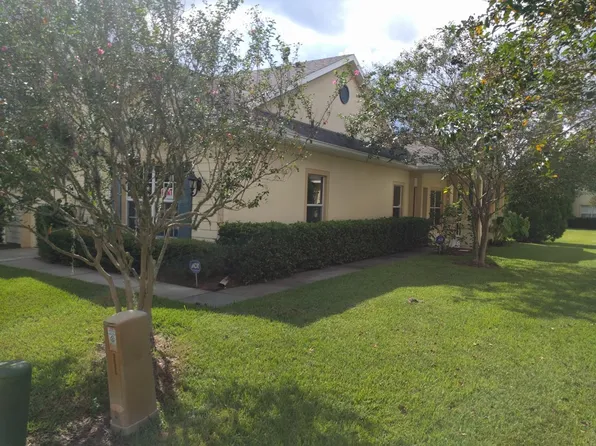 8905 Iron Oak Ave, Tampa, FL 33647