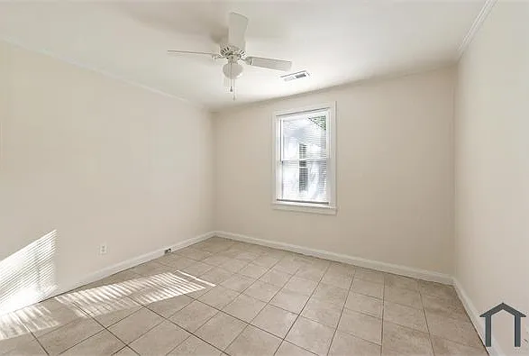 5745 Holland St — Photo 13