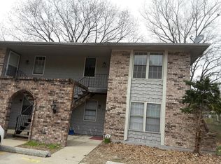 7044 Woodson Rd, Raytown, MO 64133