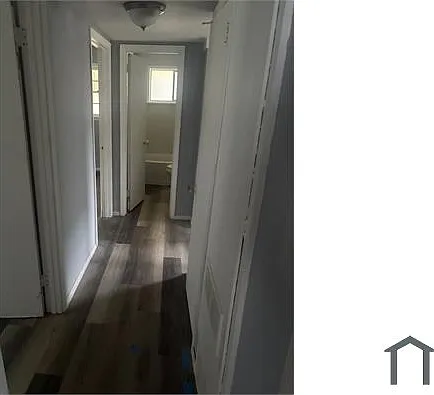 3000 Sunset St — Photo 3