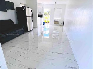 7401 Pines Blvd APT 209, Hollywood, FL 33024