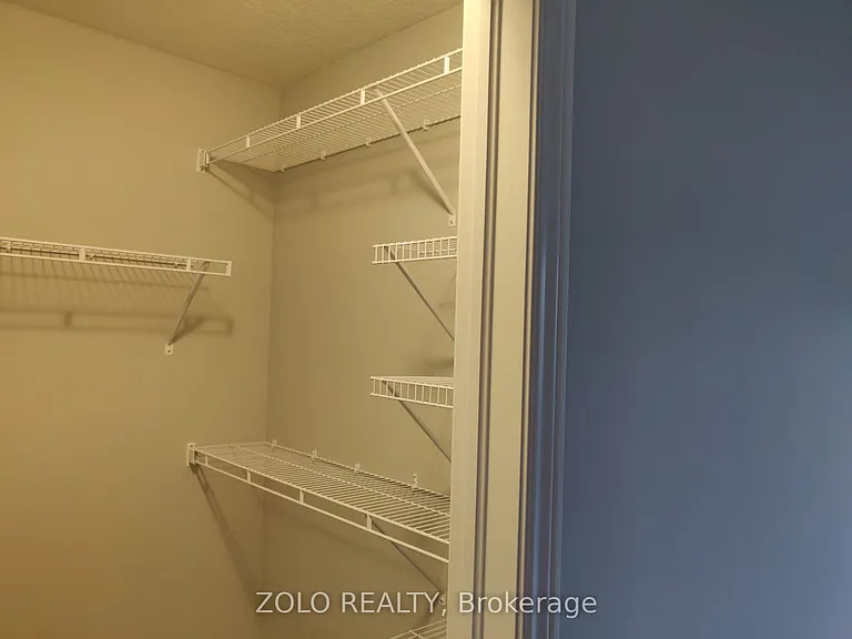 84 Keating St #UPPER LEVEL — Photo 4