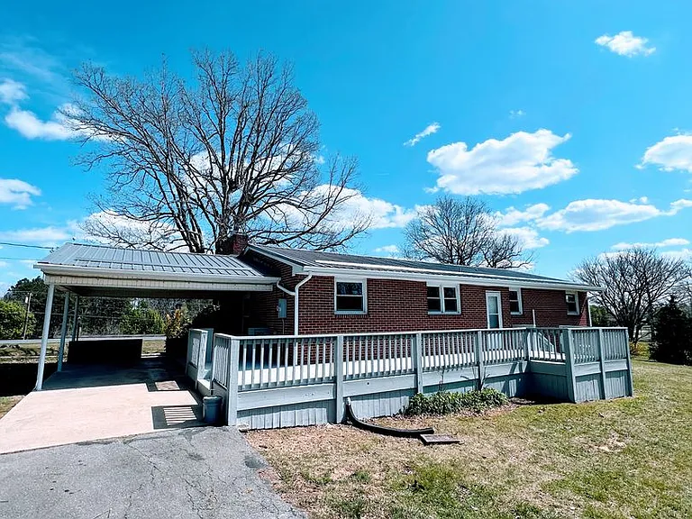 3328 Wards Rd — Photo 21