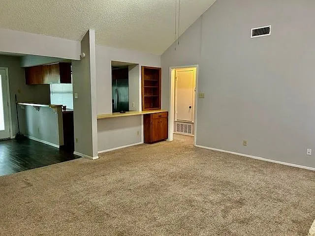 3413 Rocky Hollow Trl — Photo 5
