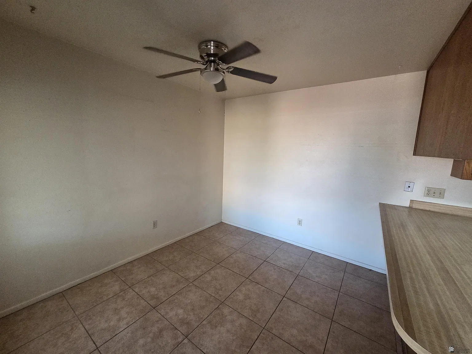 2 bed, 2.0 bath, 1080 sqft, $1,200 — Photo 3