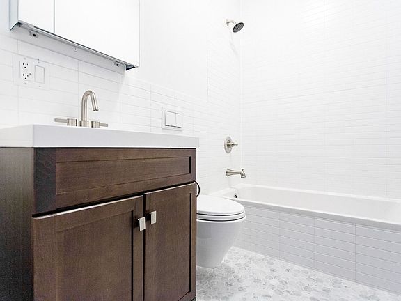 5th image of 1501 Dekalb Ave APT 2R