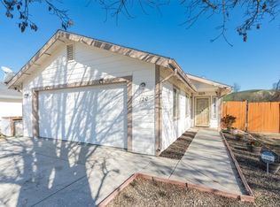 120 S 7th St, Shandon, CA 93461