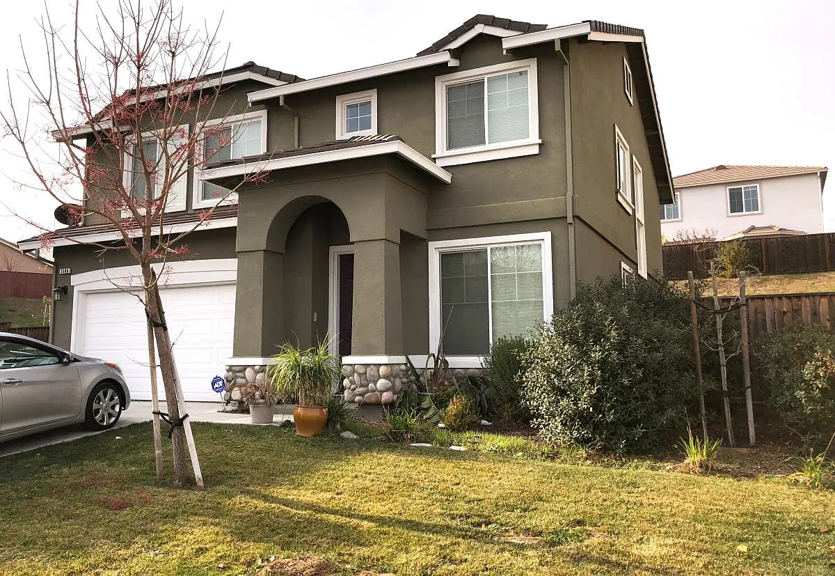 3588 Waxwing Ct photo 1