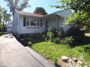 89 Anderson St, Raritan, NJ 08869