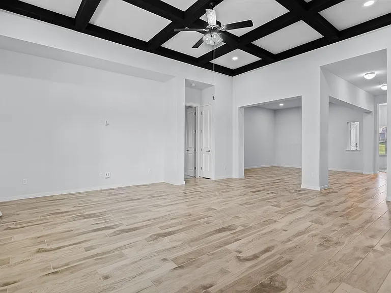 1801 Baleric Dr — Photo 10