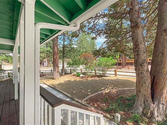 4th image of 427 Eton Ln