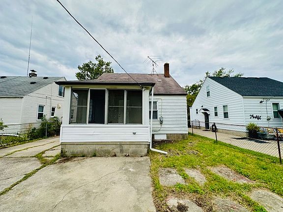 3rd image of 7772 Westwood St