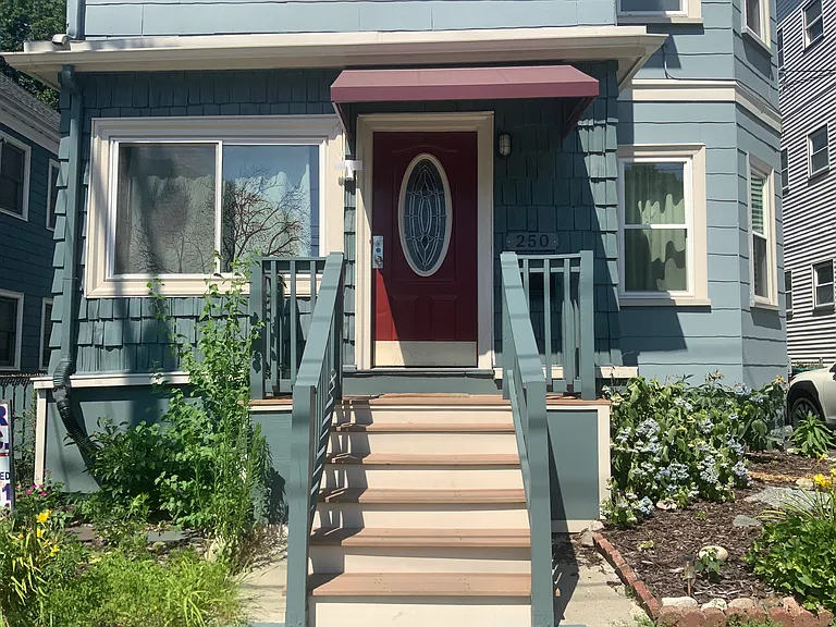 250 Boston Ave #3 — Photo 24
