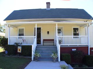 212 S 8th St, Easley, SC 29640