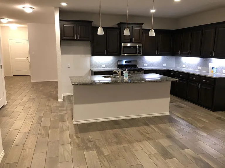 10300 Lastrup Dr — Photo 7