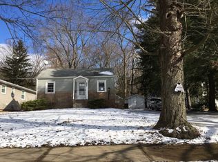 1655 Breiding Rd, Akron, OH 44310