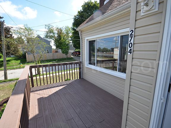 5th image of 2704 Shelburn Ave