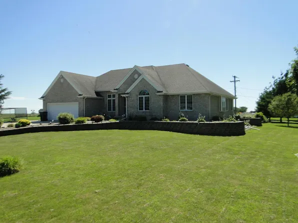 120 S 8th St, Mc Callsburg, IA 50154
