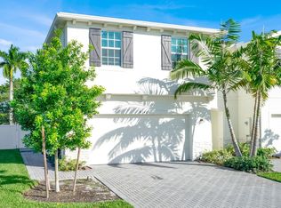 4246 Lagoon Shore Dr, Lake Worth, FL 33467