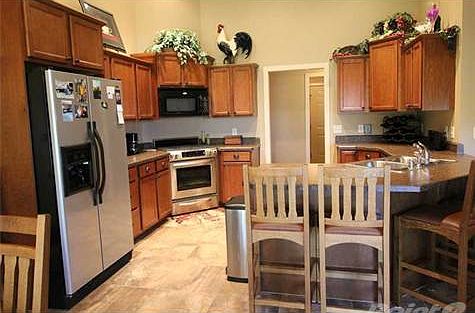 5th image of 3742 Parkhill Dr