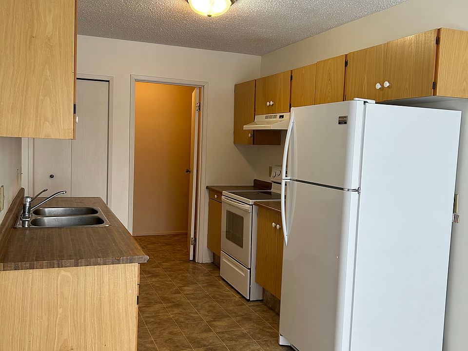 1st image of 5202 61st Ave #1