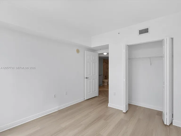 1745 E Hallandale Beach Blvd #2007W — Photo 36