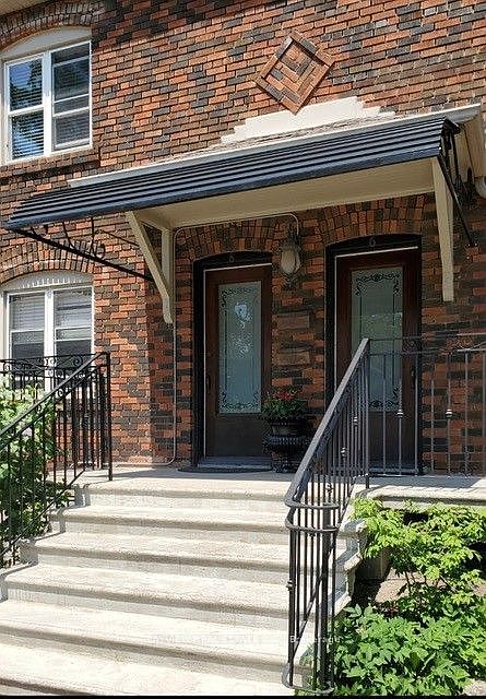 1st image of 6 Deloraine Ave