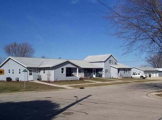 526 W Chestnut St, Hilbert, WI 54129
