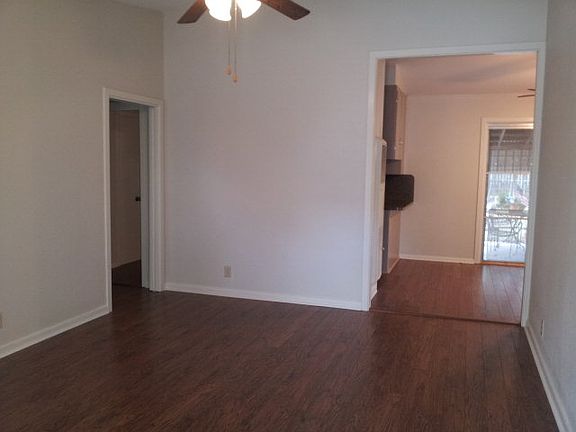 4th image of 5005 Lilac Ln