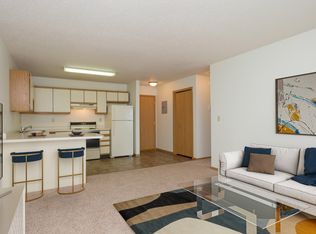 Twin Parks, Fargo, ND 58103