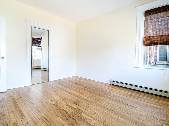 2nd image of 12 Ransom Rd APT 6