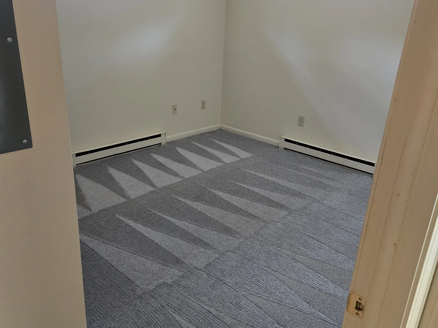 Cressey's Apartments — Photo 3