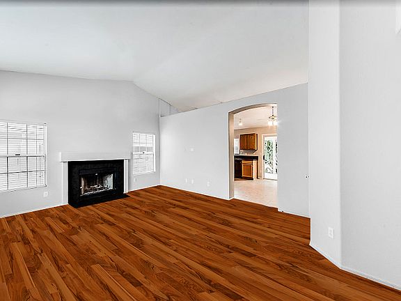 Image is virtually styled