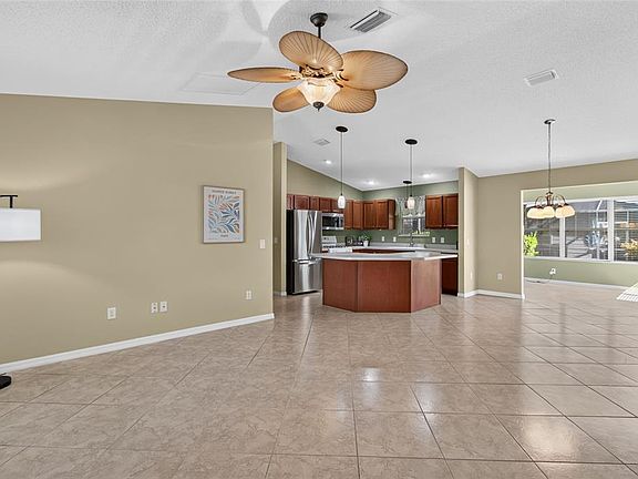 4th image of 439 ENRIGHT PLACE