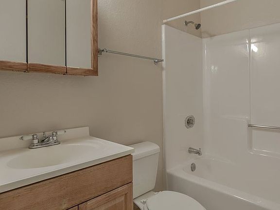 5th image of 3259 Marshall Way #12