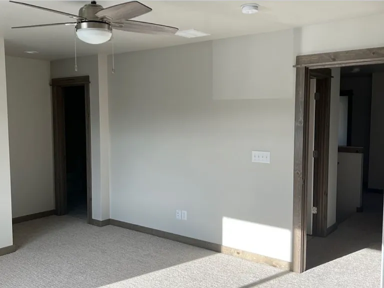 1311 Fozzie Ln — Photo 8