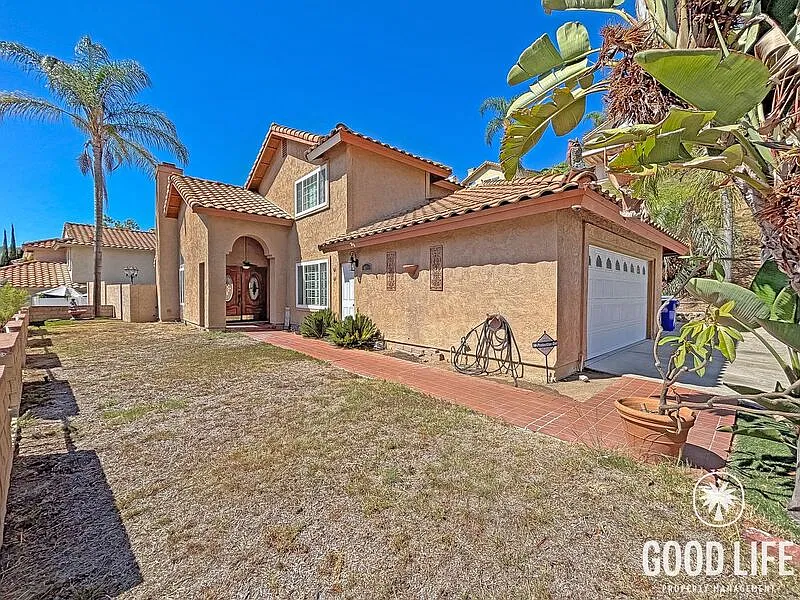 3 bed, 3.0 bath, 1660 sqft, $4,295 — Photo 2