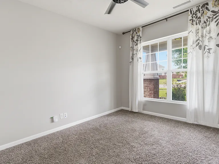1319 Garden Terrace Ave — Photo 23